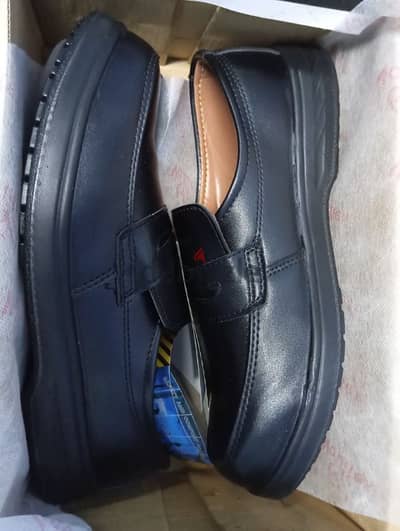 حذاء سفتي Safety shoe