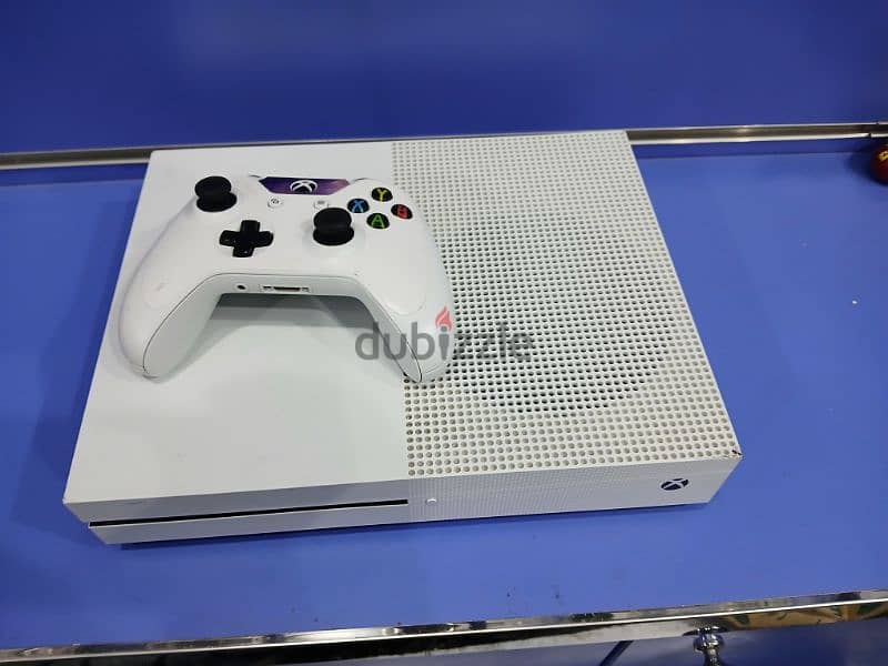 Xbox One S Urgent Sale. 5