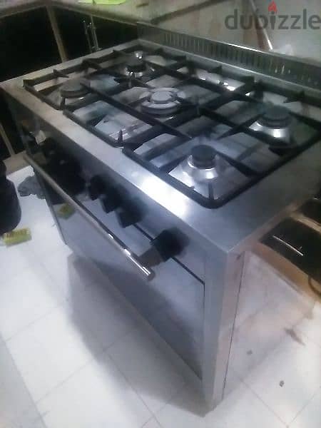 sale cooker very good only whatsApp 33317149 0