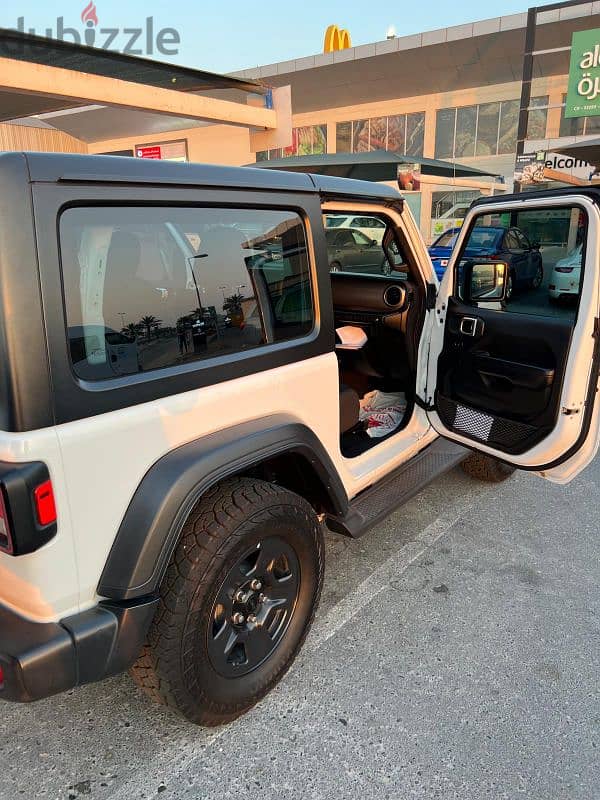 Jeep Wrangler 2018 JL Excellent condition 5