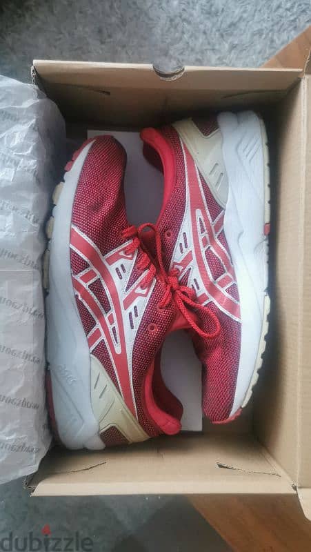 Asics Original shoes - size 42 4