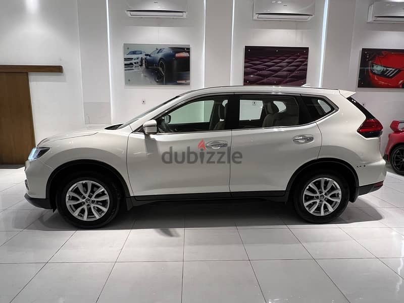 Nissan X-Trail 2.5 model 2018 FOR SALE 5