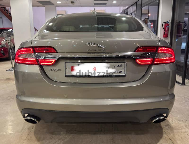 Jaguar XF 2015 15