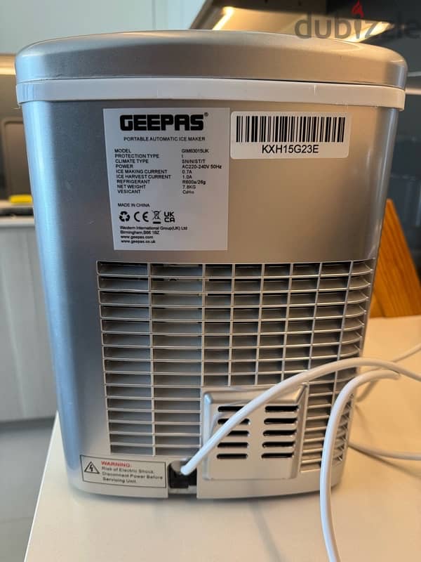 GEEPAS ICE MAKER FOR HOME *BRAND NEW* 3