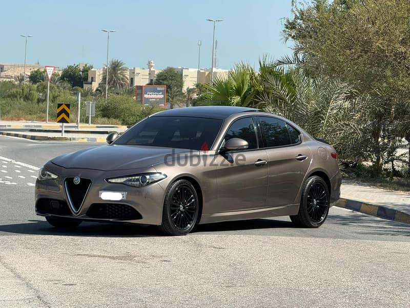 Alfa Romeo GIULIA 2018 brown 1