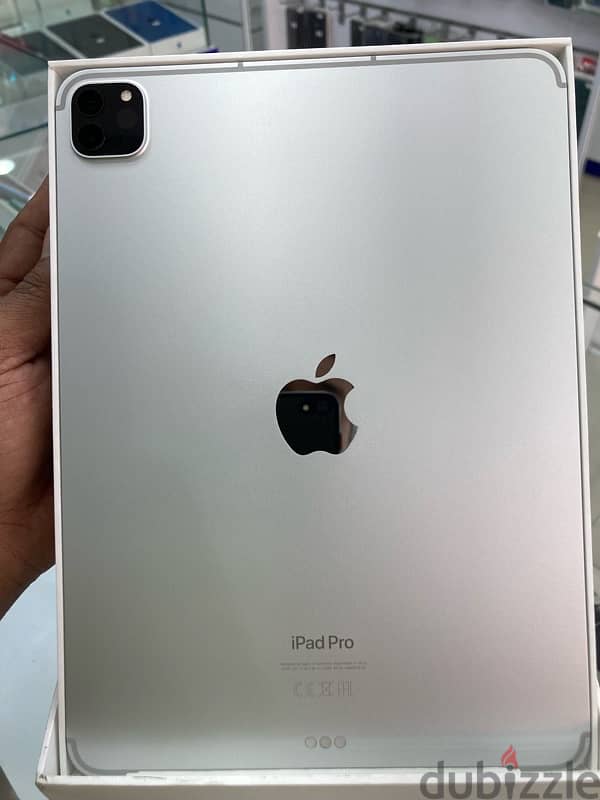 iPad Pro 11 inch 3rd generation 128GB 1