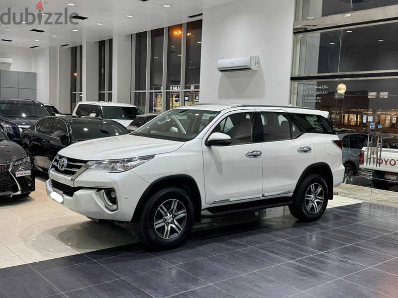 Toyota Fortuner 2020 white 1