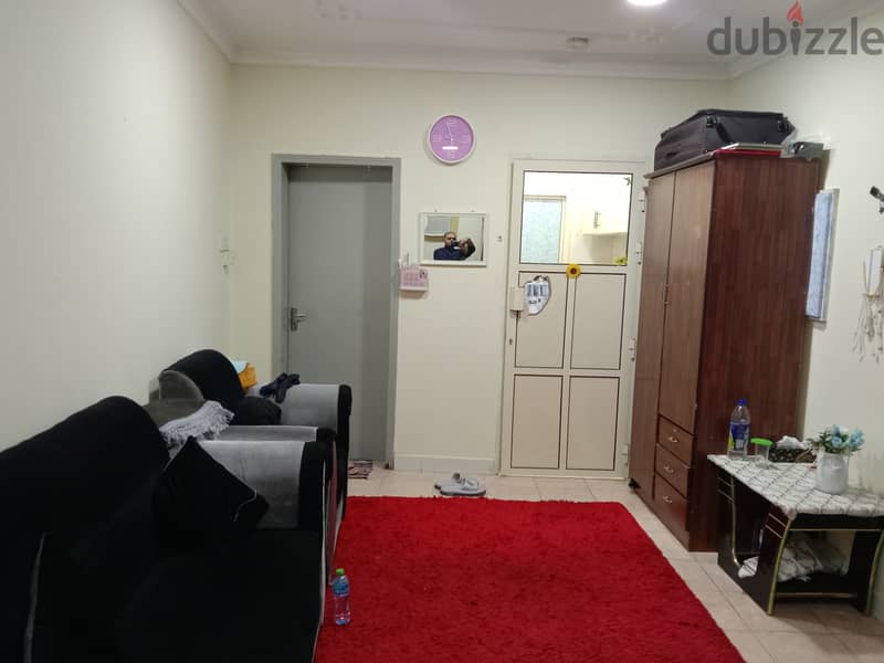 Renting my fully furnished studio flat very need and clean building 2