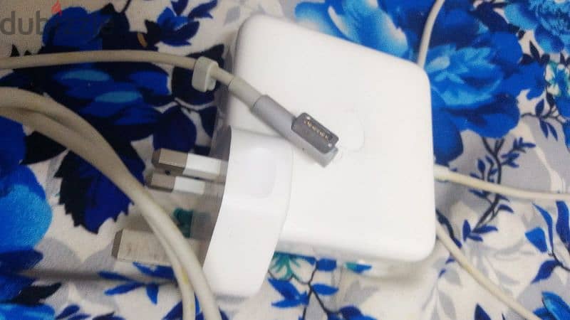 apple macbook original adapter 2