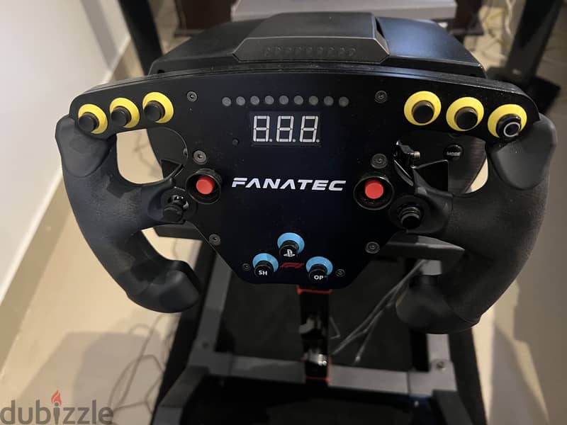 FANATEC PS5 Simulator 4