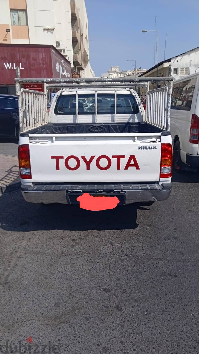 Toyota Hilux 2010 1