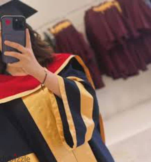 uob graduation gown used once 0