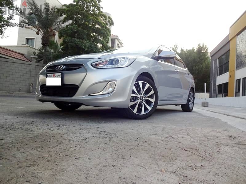 Hyundai Accent Full Option Single Handed User Car For Sale! 12