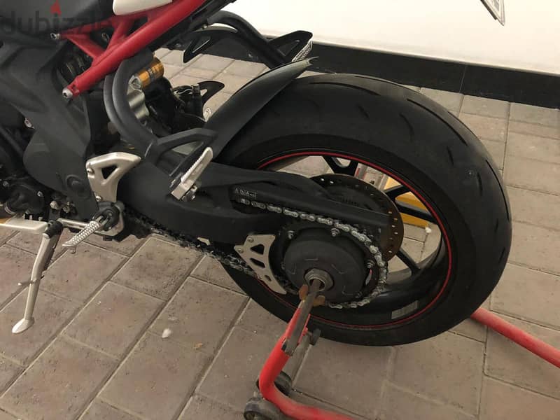 Trumph Speed Triple 1050cc S Model 2016 3