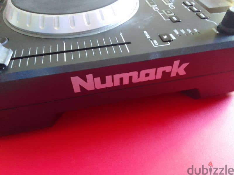 Numark Mixdeck DJ controller 2