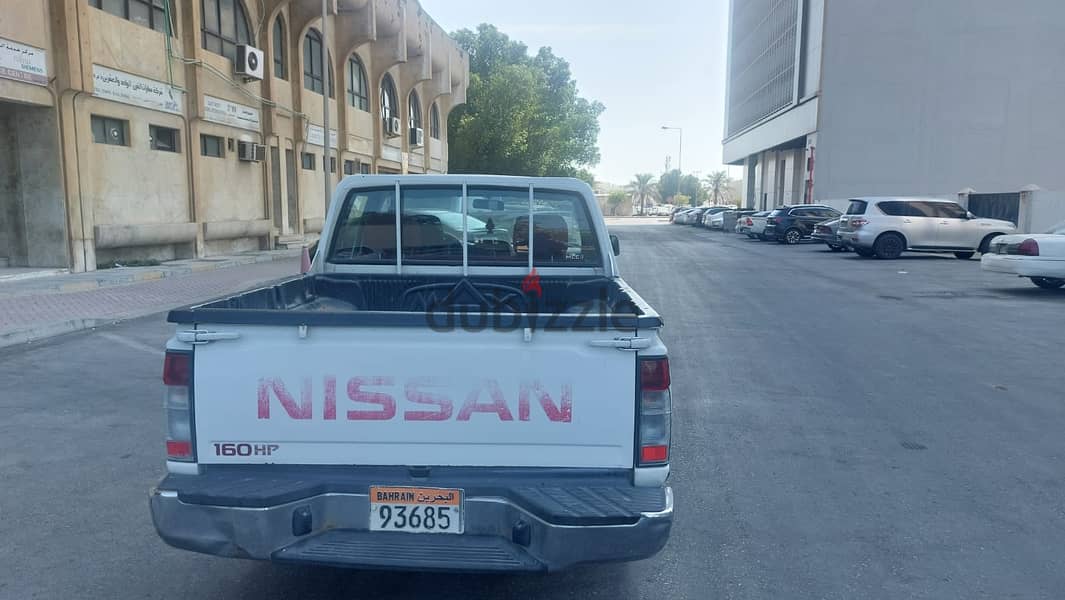 Nissan Pickup Dubble Cabain  Very Good Condation 4