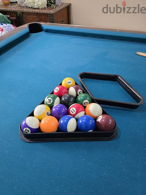 9 foot Billiards Table and Lamp for sale 1