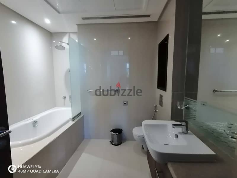 For Rent: Stylish 1-Bedroom Furnished Apartment in Le Reef Building 4