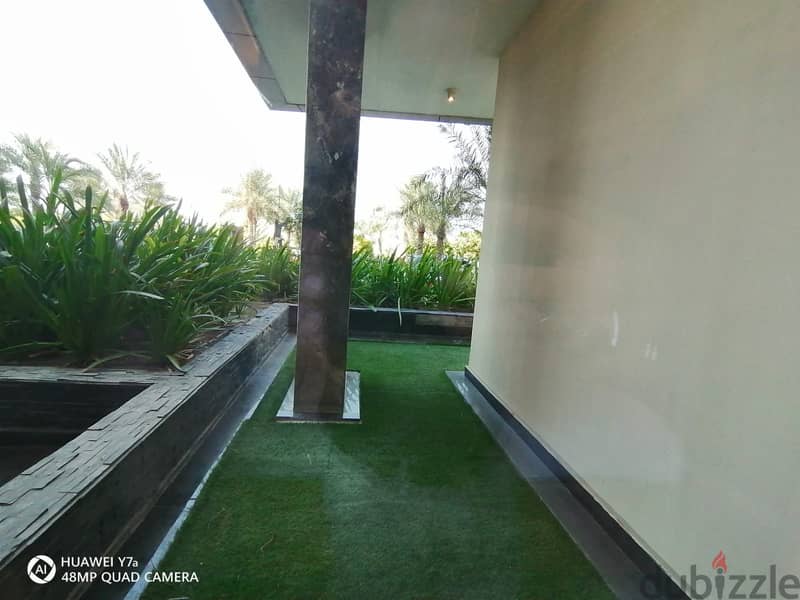 For Rent: Stylish 1-Bedroom Furnished Apartment in Le Reef Building 5