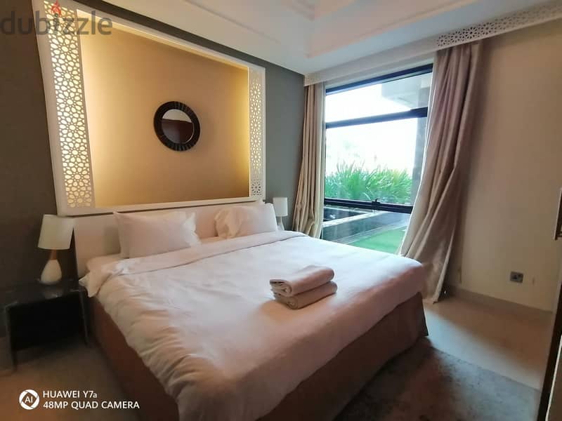 For Rent: Stylish 1-Bedroom Furnished Apartment in Le Reef Building 9