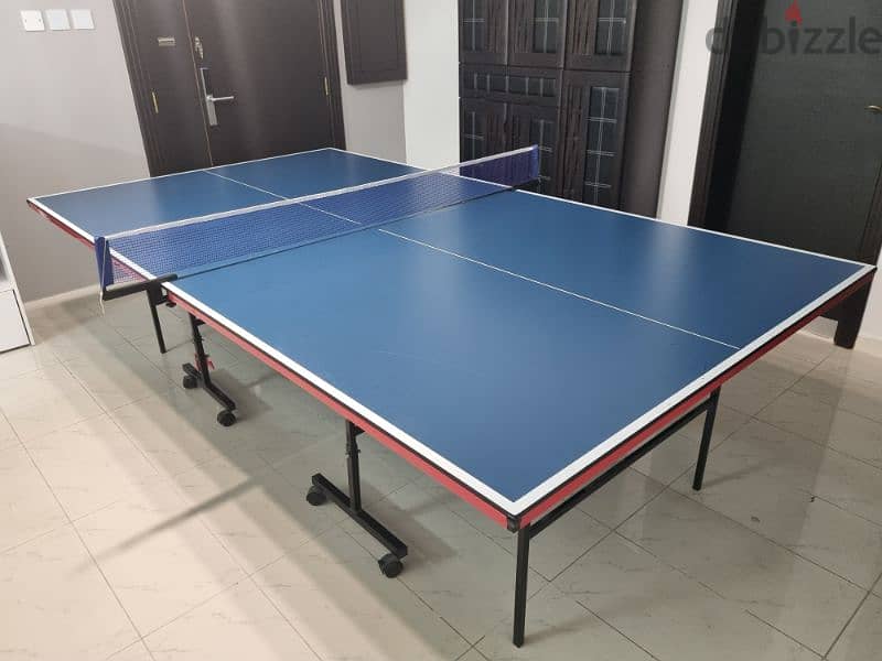 Table tennis board plus net and bats 0