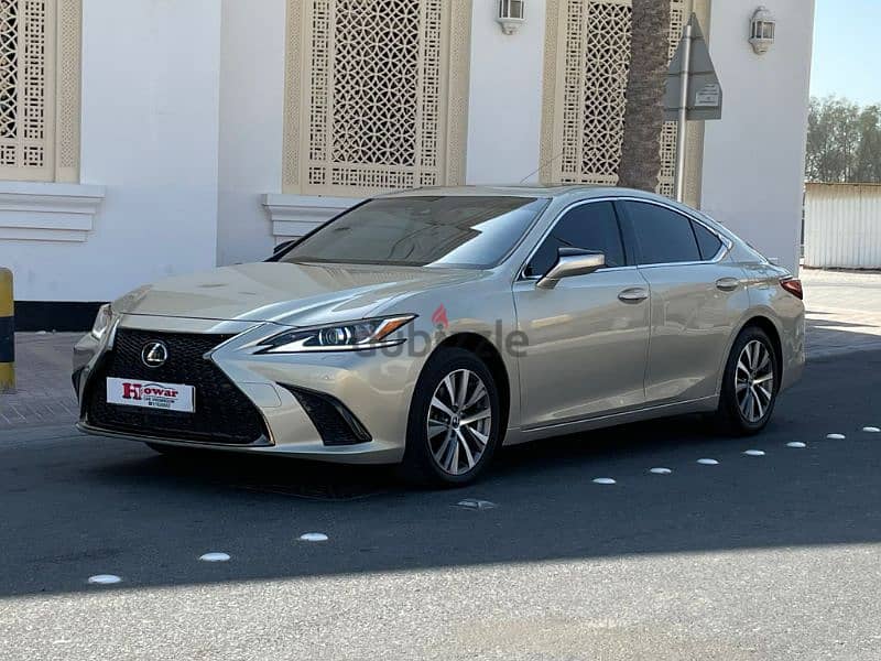 2019 modwl Lexus ES 0