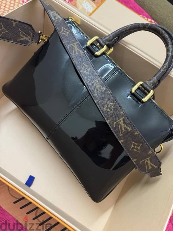 Pre Loved Louis Vitton Patent Calfskin Black Miroir Tote 1