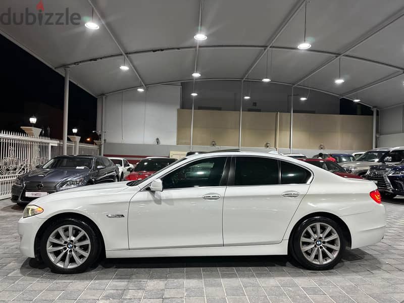 BMW 5-Series 2013 530I 10