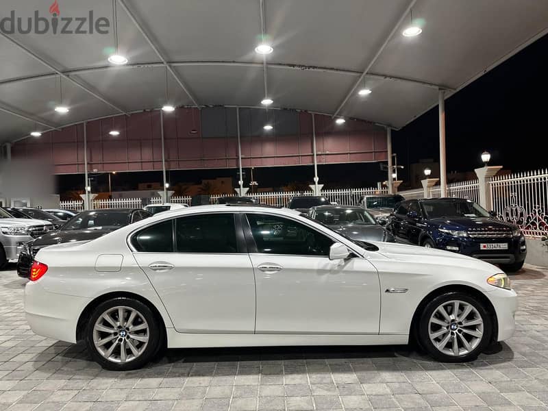 BMW 5-Series 2013 530I 11