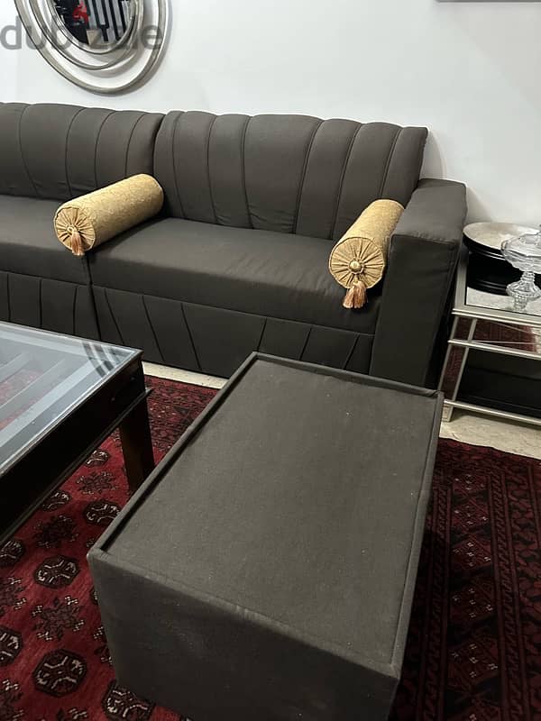 L shape sofa like new and dining table with 8 chairs 7