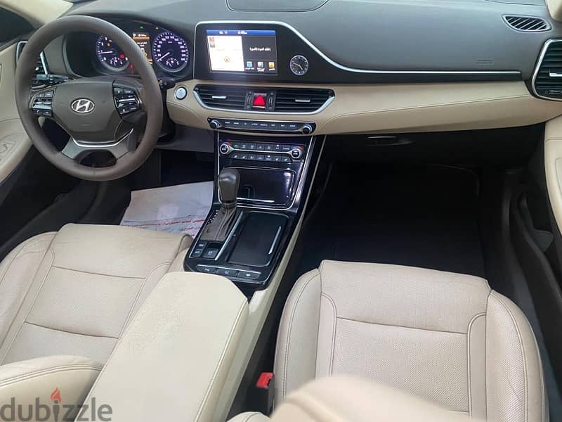 Hyundai Azera 2018 13