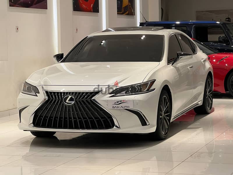 LEXUS ES 350 MODEL 2023 LOW RUNNING KM FOR SALE 1