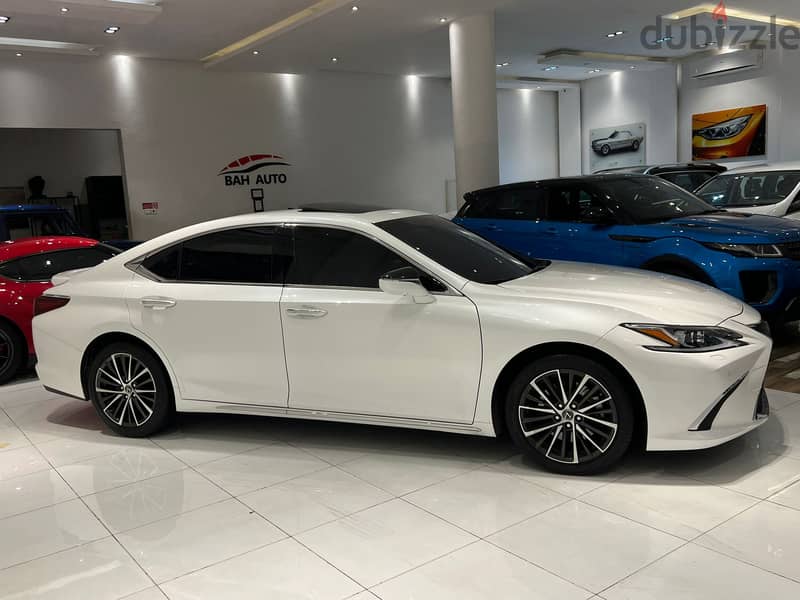 LEXUS ES 350 MODEL 2023 LOW RUNNING KM FOR SALE 10