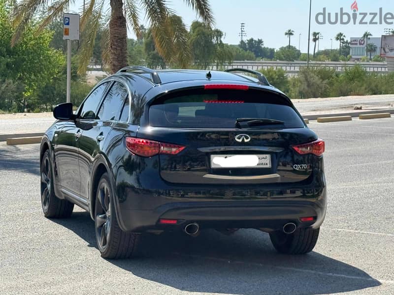 Infiniti QX70S 2016 Black 5