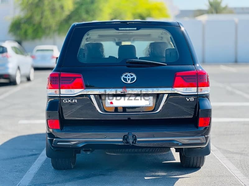 Toyota Land Cruiser 2018 GX R Model Single Owner 4