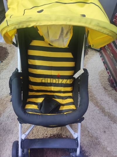 عربة أطفال stroller