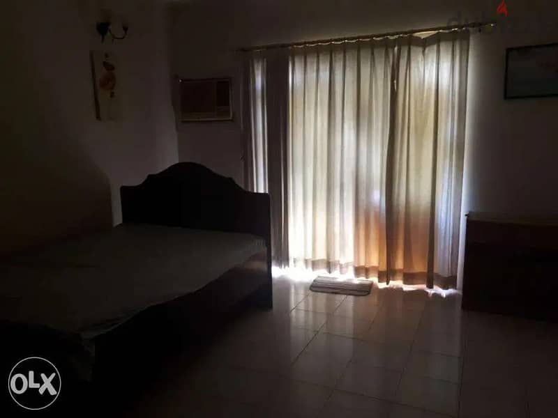 FULLY FURNISHED SINGLE ROOM IN A DOUBLE BEDROOM FLAT WITH  BATHROOM 0