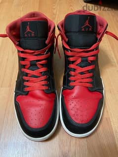 Nike  Air Jordan 1s Mid 0