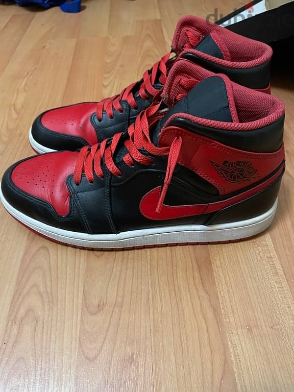 Nike  Air Jordan 1s Mid 3