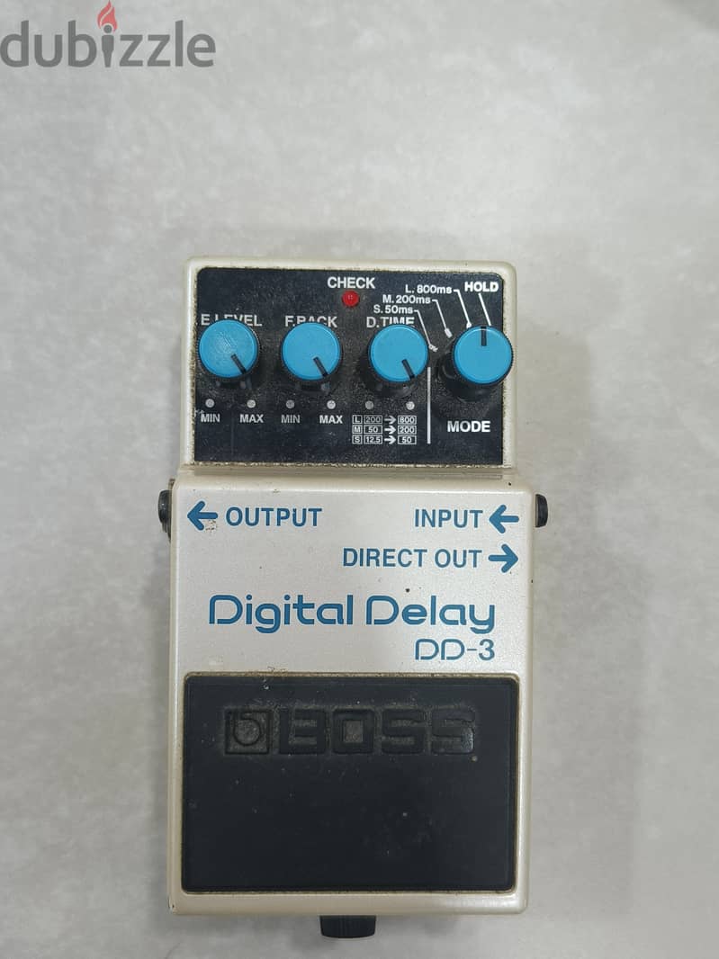 Boss DD-3 Guitar Vocals Digital Delay Pedal 1