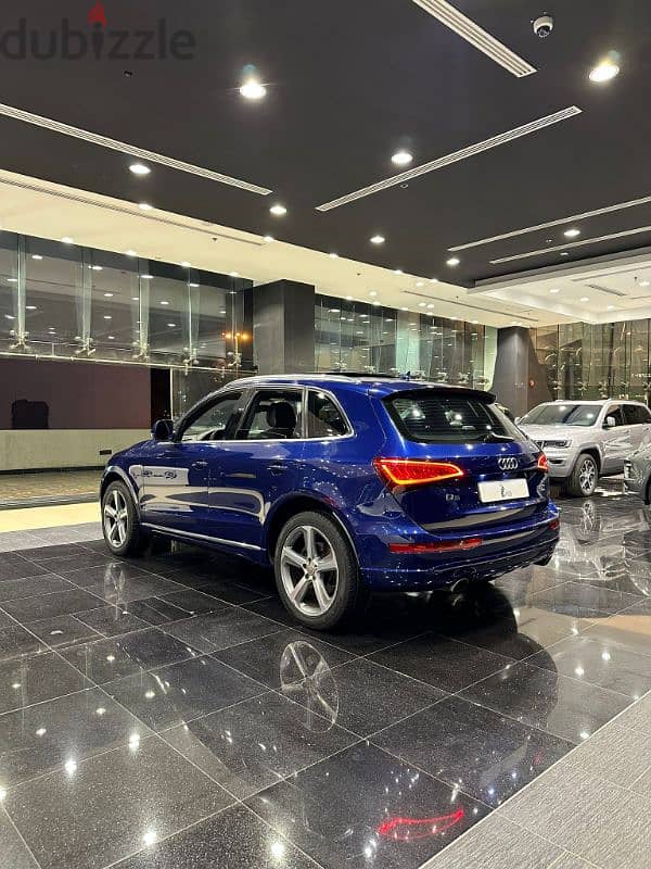 Audi Q5 model  2015 6