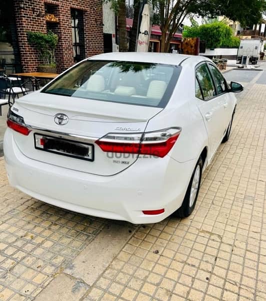 Toyota Corolla 2019 Model. 2