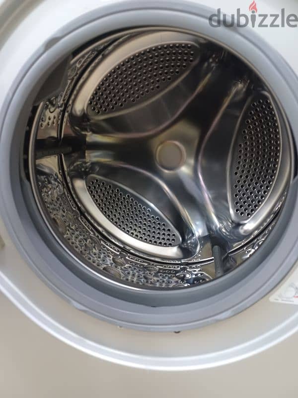 Front load washing machine LG Brand 4