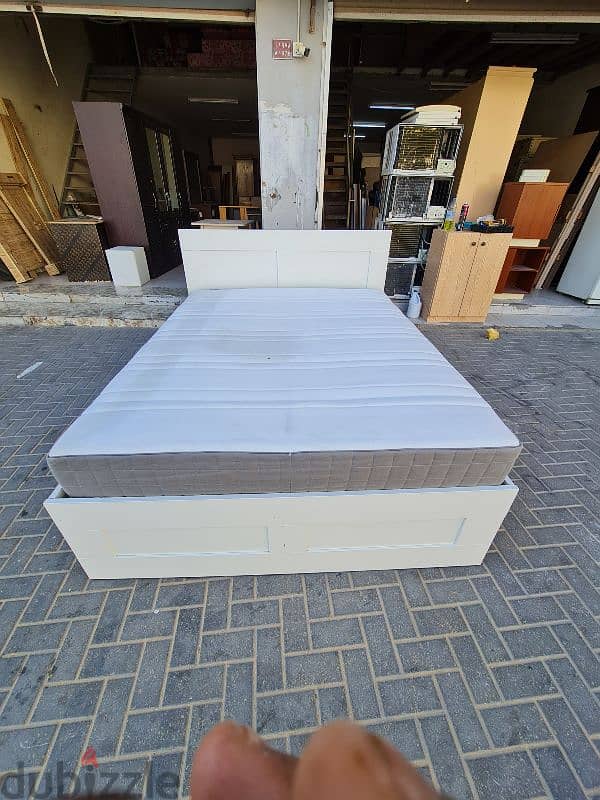 160×200 bed with mattress 2