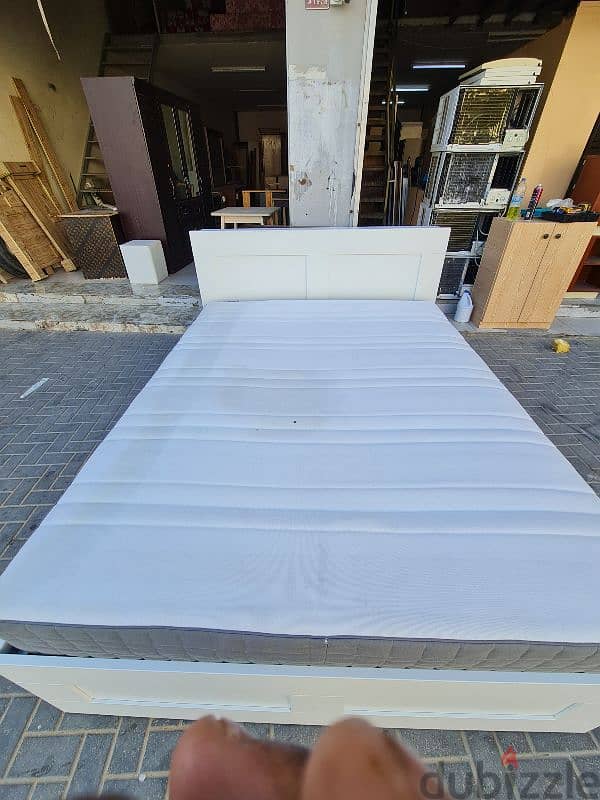 160×200 bed with mattress 4