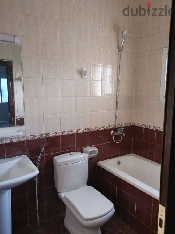 3 bedrooms flat for rent in New Galali 4