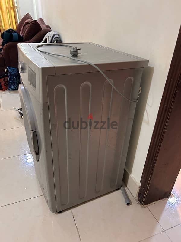 Good condition automatic washing machine for sale 2