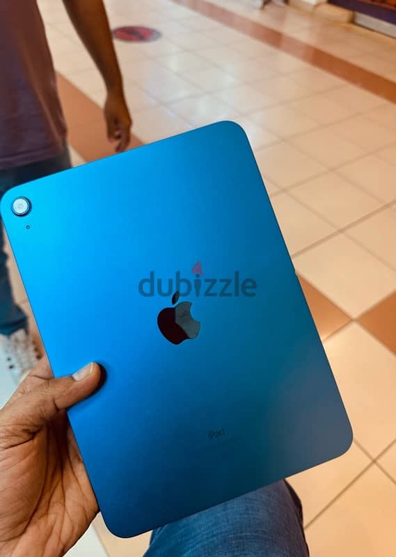 iPad 10 64gb 3 months warranty 0