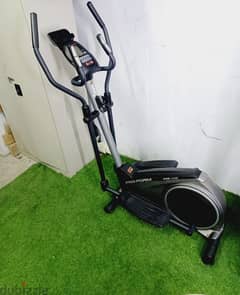 ProForm 225 CSE Elliptical Cross Trainer 0