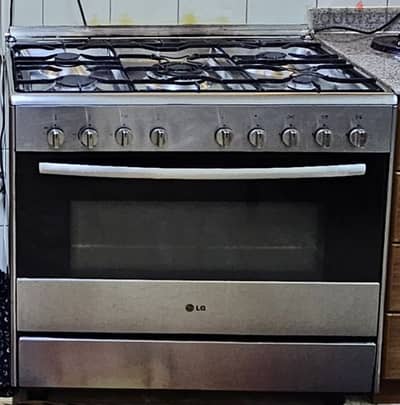 للبيع فرن ال جي For sale LG oven